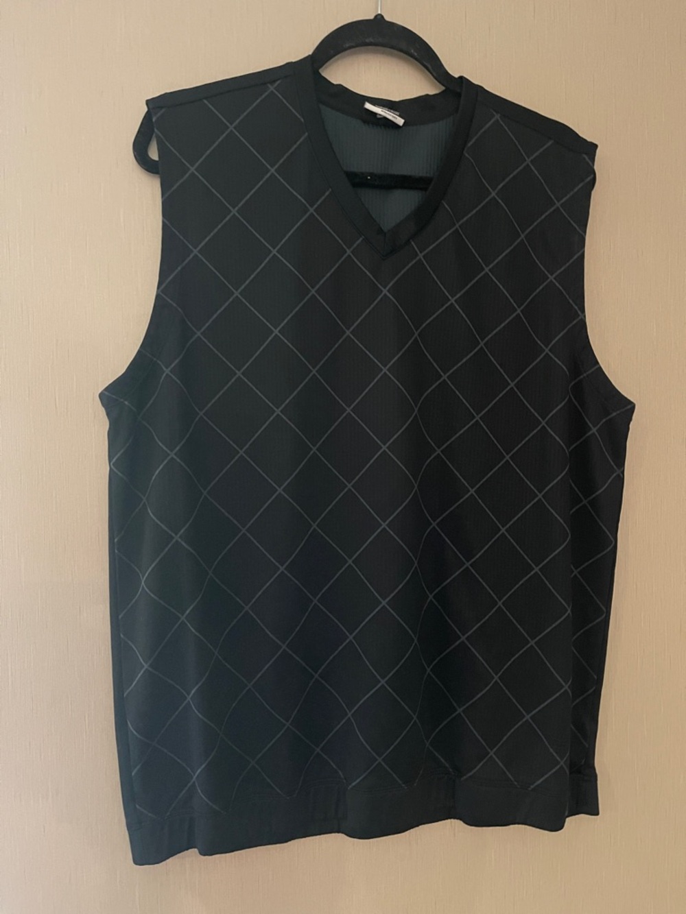 Nike large plaid black sports vest men’s